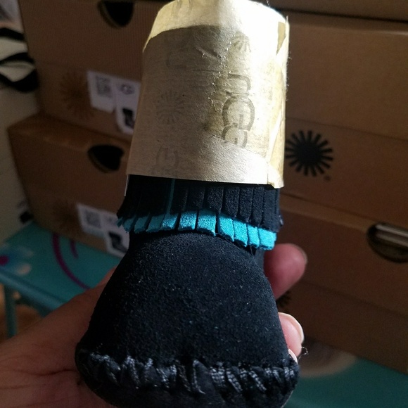 Ugg Kids Branyon Fringe (Infant/Toddler) - Picture 3 of 5